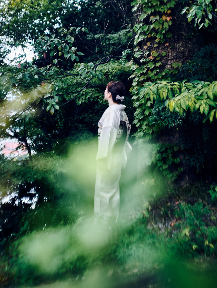 【RY】ほぼ未使用薄紫 訪問着　童子柄　全て繊細な刺繍と共八掛で仕立て RY】ほぼ未使用薄紫 訪問着 童子柄 全て繊細な刺繍と共八掛で仕立て